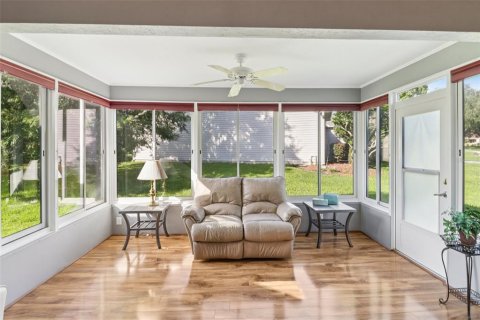House in The Villages, Florida 2 bedrooms, 137.59 sq.m. № 1841514 - photo 16