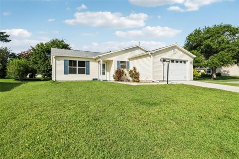 House in The Villages, Florida 2 bedrooms, 137.59 sq.m. № 1841514 - photo 2