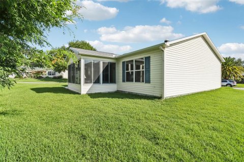 House in The Villages, Florida 2 bedrooms, 137.59 sq.m. № 1841514 - photo 29