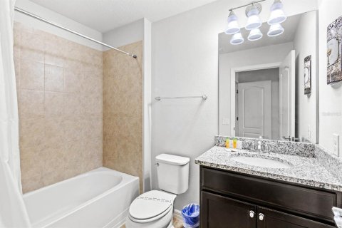 Купить таунхаус в Киссимми, Флорида 9 комнат, 210.24м2, № 1901471 - фото 16