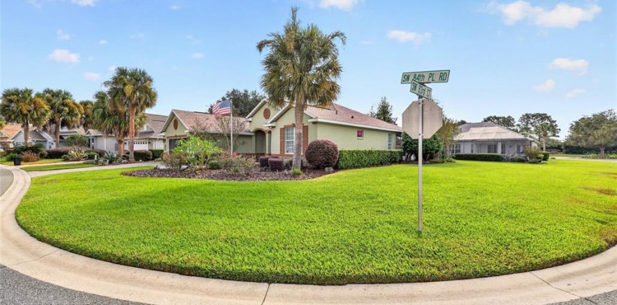 Villa ou maison à Ocala, Floride 3 chambres, 158.03 m2 № 2405130