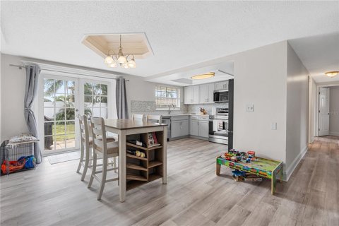 Villa ou maison à vendre à Apollo Beach, Floride: 3 chambres, 108.23 m2 № 2389161 - photo 16