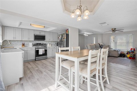 Villa ou maison à vendre à Apollo Beach, Floride: 3 chambres, 108.23 m2 № 2389161 - photo 17