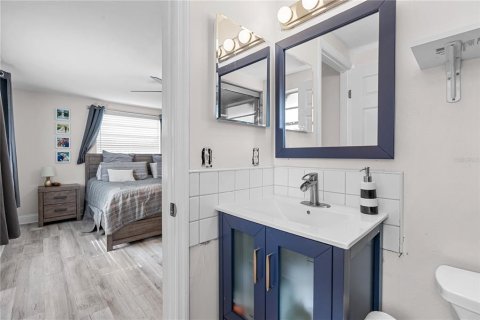 Villa ou maison à vendre à Apollo Beach, Floride: 3 chambres, 108.23 m2 № 2389161 - photo 30
