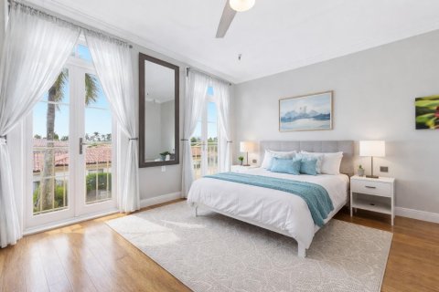 Condo in Palm Beach, Florida, 1 bedroom № 2242215