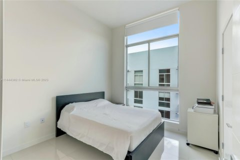 Condominio en venta en Doral, Florida, 3 dormitorios, 124.4 m2 № 2076955 - foto 12