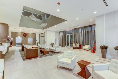 Condominio en venta en Doral, Florida, 3 dormitorios, 124.4 m2 № 2076955 - foto 4