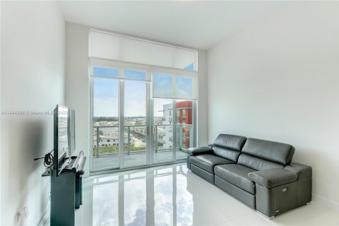 Condominio en venta en Doral, Florida, 3 dormitorios, 124.4 m2 № 2076955 - foto 7