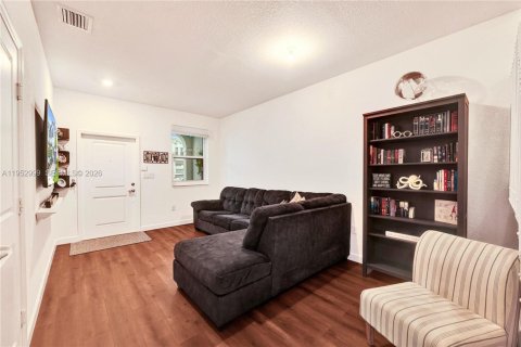 Touwnhouse à vendre à Homestead, Floride: 4 chambres, 169.08 m2 № 2008731 - photo 17