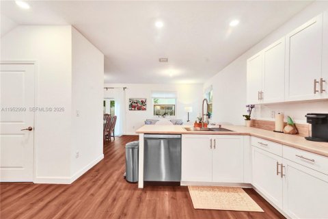 Touwnhouse à vendre à Homestead, Floride: 4 chambres, 169.08 m2 № 2008731 - photo 20