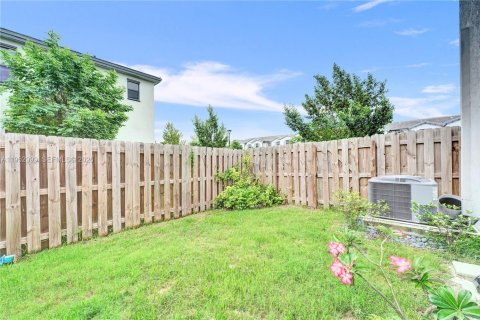 Touwnhouse à vendre à Homestead, Floride: 4 chambres, 169.08 m2 № 2008731 - photo 27