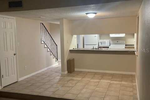 Townhouse in Apopka, Florida 2 bedrooms, 100.98 sq.m. № 1644797 - photo 7