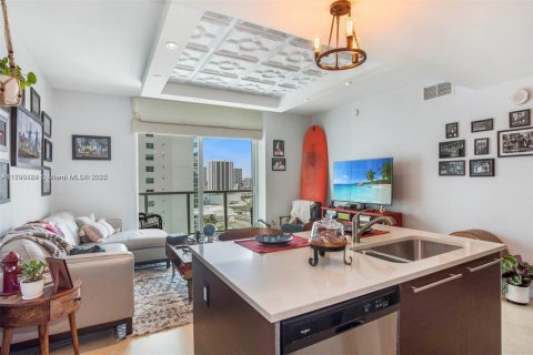 Condominio en venta en Miami, Florida, 1 dormitorio, 72.46 m2 № 1713508 - foto 5