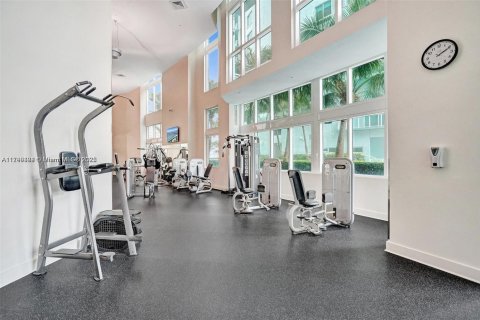 Condominio en venta en Miami, Florida, 1 dormitorio, 72.46 m2 № 1713508 - foto 17