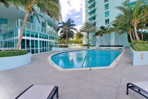 Condominio en venta en Miami, Florida, 1 dormitorio, 72.46 m2 № 1713508 - foto 14