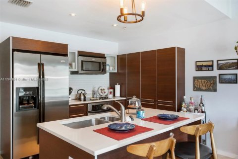 Condominio en venta en Miami, Florida, 1 dormitorio, 72.46 m2 № 1713508 - foto 4