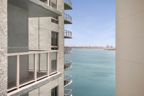 Condominio en venta en Miami, Florida, 1 dormitorio, 72.46 m2 № 1713508 - foto 12