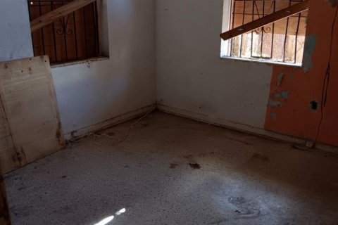 Propiedad comercial en alquiler en Miami, Florida № 1014161 - foto 1