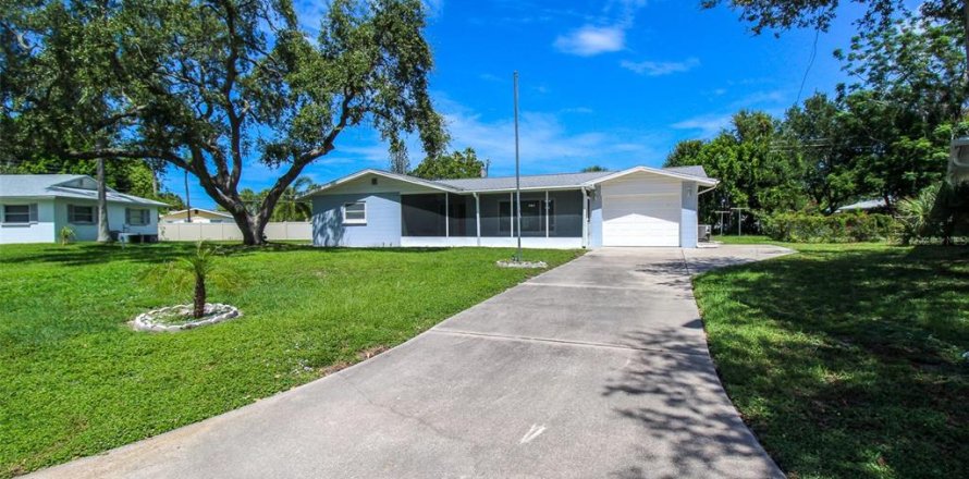 Villa ou maison à Sarasota, Floride 3 chambres, 163.97 m2 № 2298778