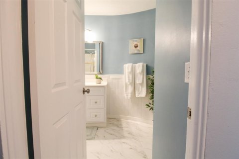 Villa ou maison à louer à Sarasota, Floride: 3 chambres, 163.97 m2 № 2298778 - photo 29