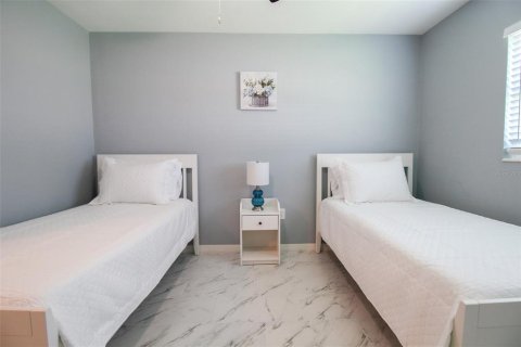 Villa ou maison à louer à Sarasota, Floride: 3 chambres, 163.97 m2 № 2298778 - photo 27