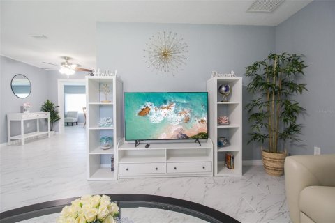 Villa ou maison à louer à Sarasota, Floride: 3 chambres, 163.97 m2 № 2298778 - photo 10