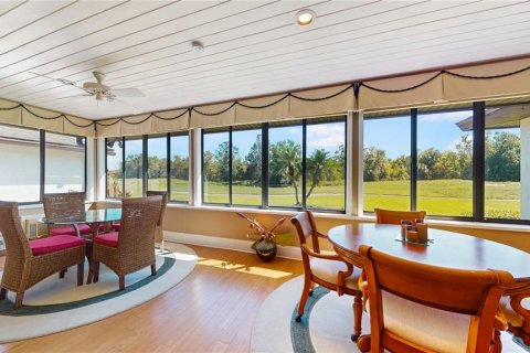 House in Haines City, Florida 3 bedrooms, 192.59 sq.m. № 1679586 - photo 14
