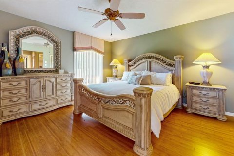 House in Haines City, Florida 3 bedrooms, 192.59 sq.m. № 1679586 - photo 20