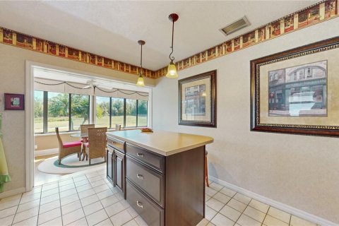 House in Haines City, Florida 3 bedrooms, 192.59 sq.m. № 1679586 - photo 13