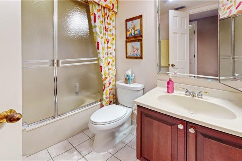 House in Haines City, Florida 3 bedrooms, 192.59 sq.m. № 1679586 - photo 19