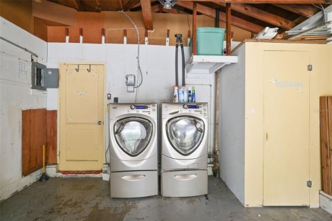 House in Dunedin, Florida 2 bedrooms, 91.04 sq.m. № 1913879 - photo 29