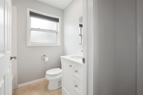 House in Dunedin, Florida 2 bedrooms, 91.04 sq.m. № 1913879 - photo 21