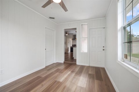 House in Dunedin, Florida 2 bedrooms, 91.04 sq.m. № 1913879 - photo 17