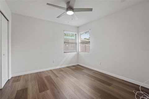 House in Dunedin, Florida 2 bedrooms, 91.04 sq.m. № 1913879 - photo 19
