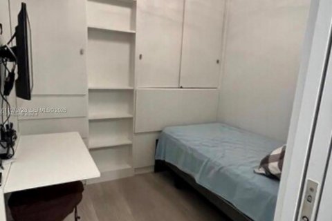 Снять в аренду кондоминиум в Майами-Бич, Флорида 1 спальня, 87.89м2, № 2079413 - фото 7