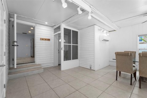 Casa en venta en Sarasota, Florida, 2 dormitorios, 119.01 m2 № 1684987 - foto 20