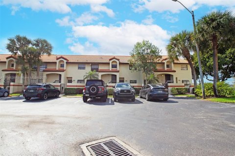 Condominio en venta en Deerfield Beach, Florida, 3 dormitorios, 116.13 m2 № 1494289 - foto 4