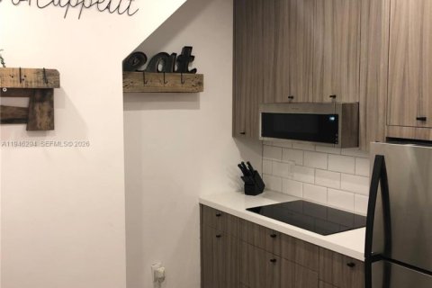 Apartment in Miami Beach, Florida 1 bedroom, 78.97 sq.m. № 2002744 - photo 6