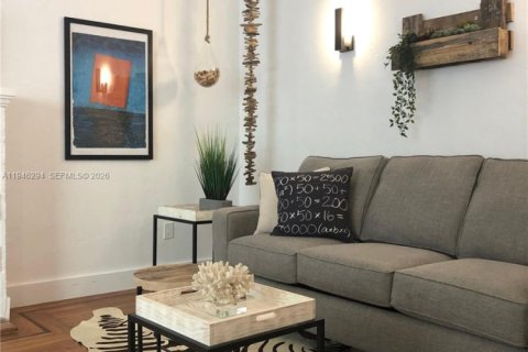 Apartment in Miami Beach, Florida 1 bedroom, 78.97 sq.m. № 2002744 - photo 8