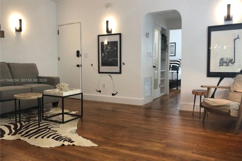 Apartment in Miami Beach, Florida 1 bedroom, 78.97 sq.m. № 2002744 - photo 4