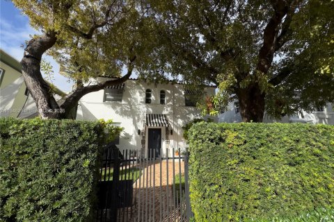 Apartment in Miami Beach, Florida 1 bedroom, 78.97 sq.m. № 2002744