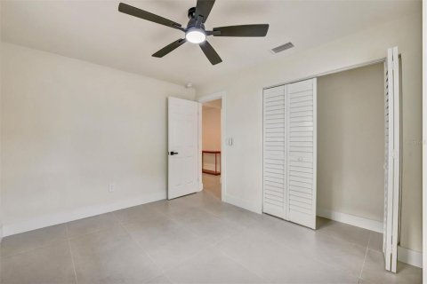 Villa ou maison à vendre à Clearwater, Floride: 4 chambres, 147.81 m2 № 2404659 - photo 19