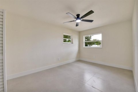 Villa ou maison à vendre à Clearwater, Floride: 4 chambres, 147.81 m2 № 2404659 - photo 26