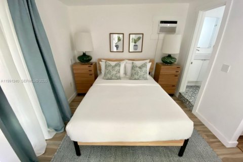 House in Fort Lauderdale, Florida 37.16 sq.m. № 2057497 - photo 3