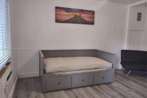 Снять в аренду квартиру в Майами, Флорида № 1991783 - фото 2