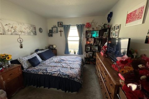 Villa ou maison à vendre à Haines City, Floride: 4 chambres, 157.56 m2 № 1570763 - photo 11