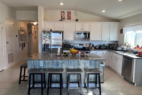 Villa ou maison à vendre à Haines City, Floride: 4 chambres, 157.56 m2 № 1570763 - photo 6