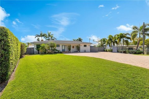House in Fort Lauderdale, Florida 4 bedrooms, 160.26 sq.m. № 2083408 - photo 23