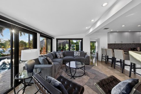 House in Fort Lauderdale, Florida 4 bedrooms, 160.26 sq.m. № 2083408 - photo 29