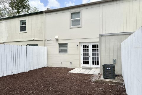 Condo in Tampa, Florida, 2 bedrooms  № 1773721 - photo 21